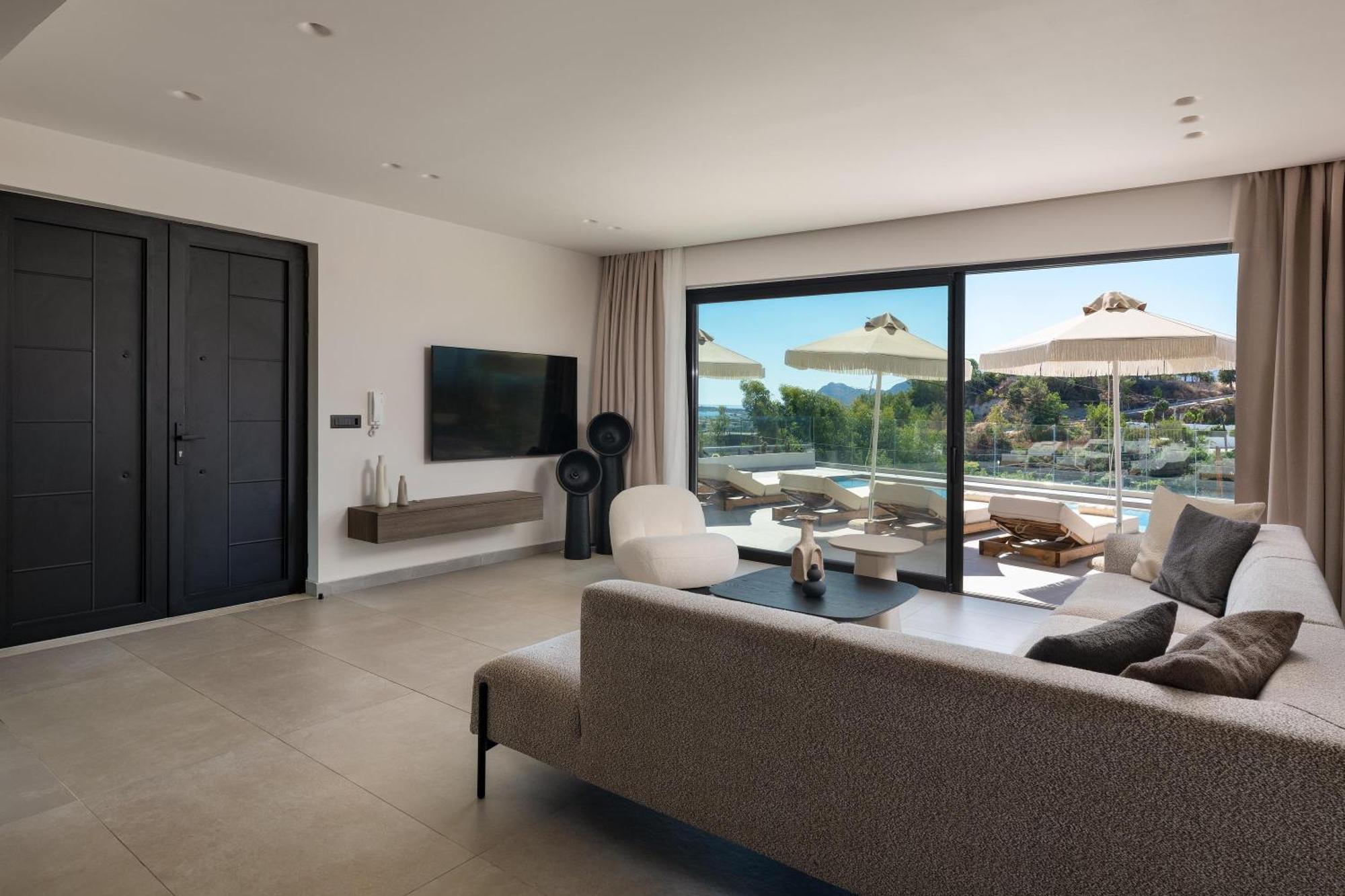 Mirena Luxury Living-mirena *